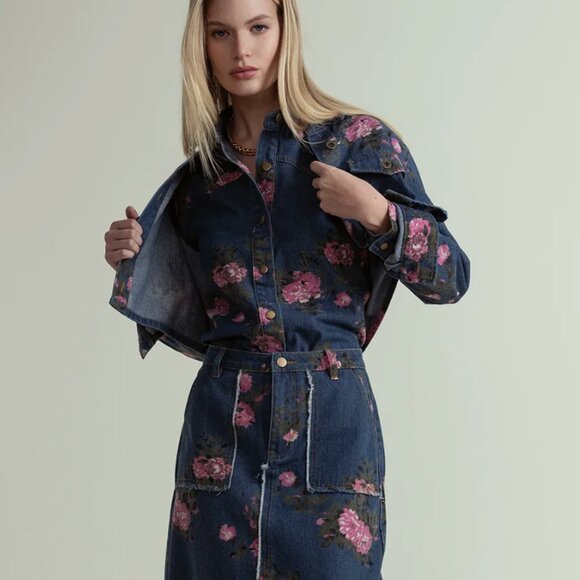 Heritage Denim Rose Print Western Shirt - Picture 3 of 12